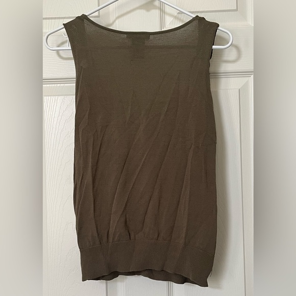 Army green cross twist sleeveless shirt sz M - Picture 2 of 6